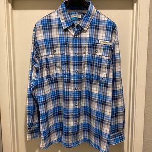 Magellan Outdoors Aransas Pass Moisture Wick Fishing Shirt. Size: L